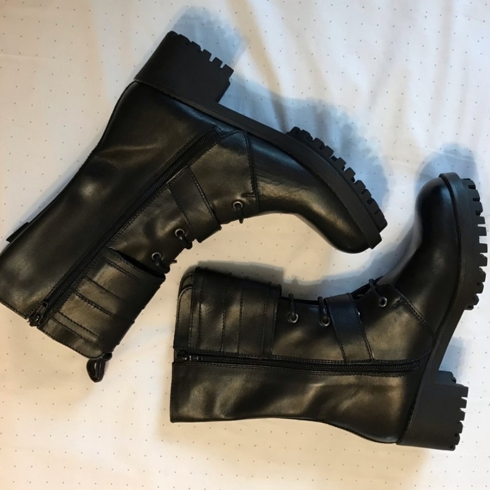 Black Boots